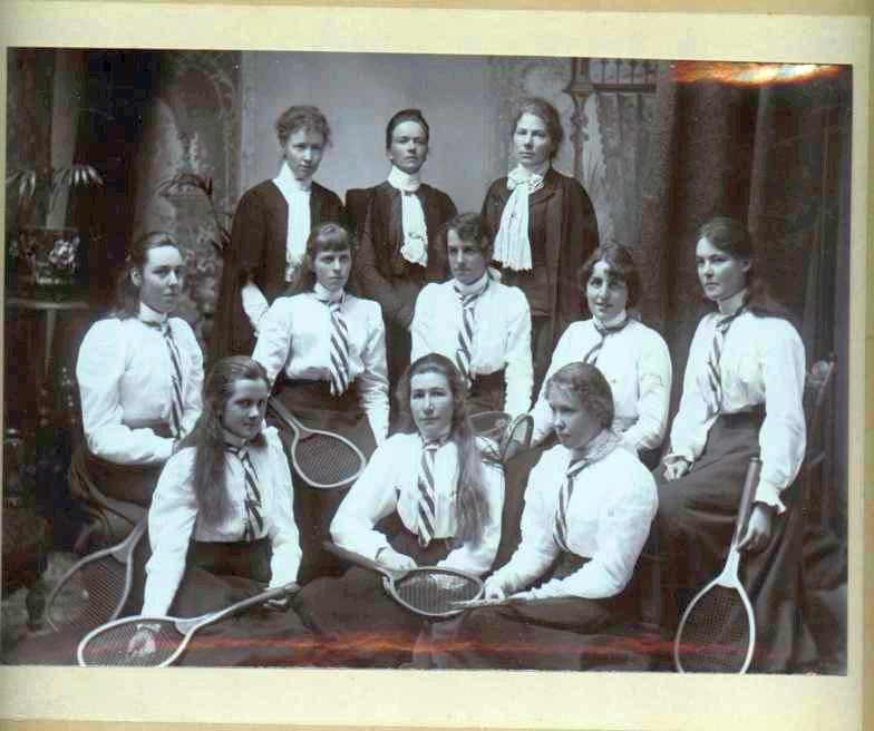 1900 Tennis Team 001