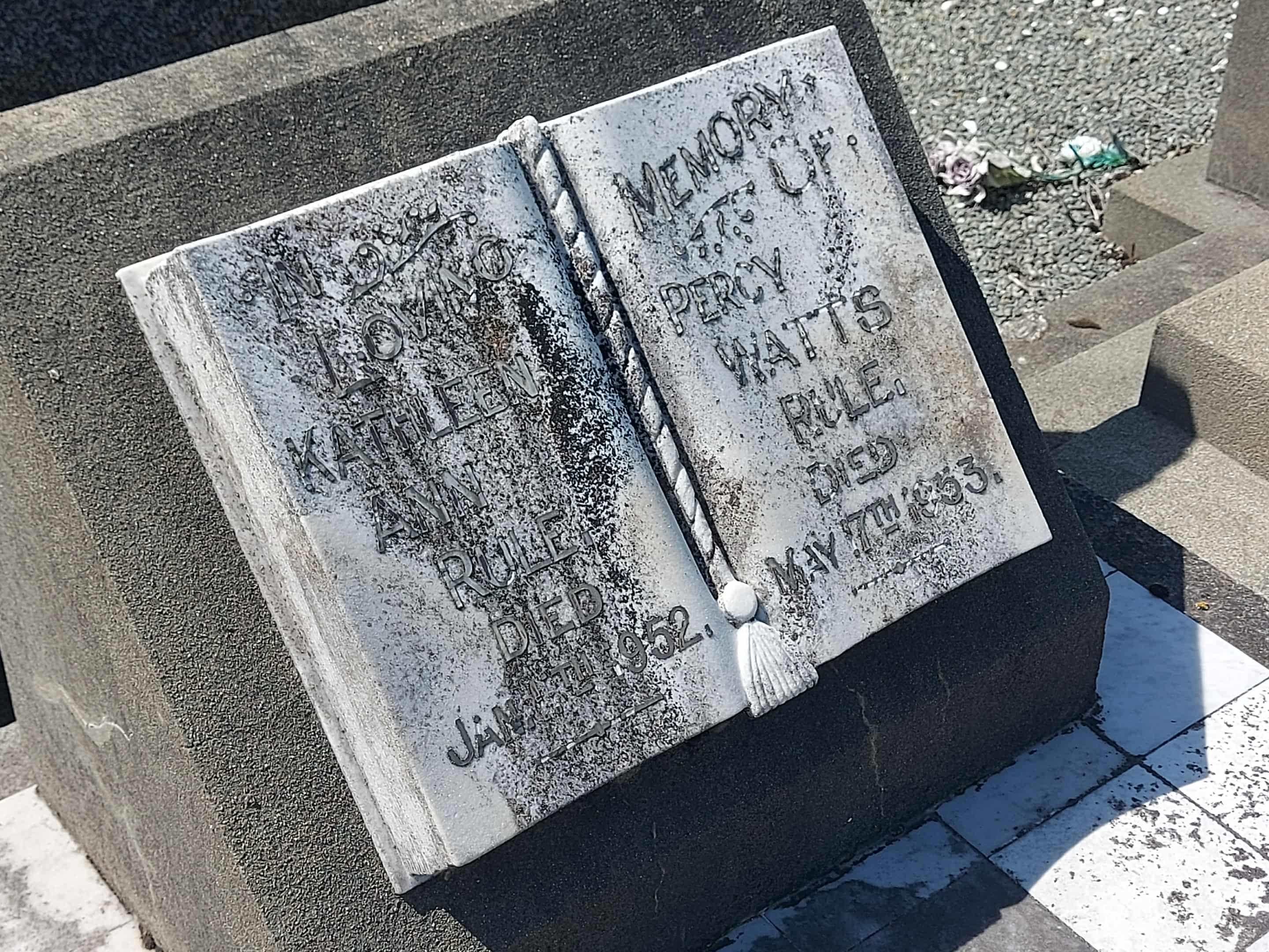 Percy Wats Rule Grave Detail