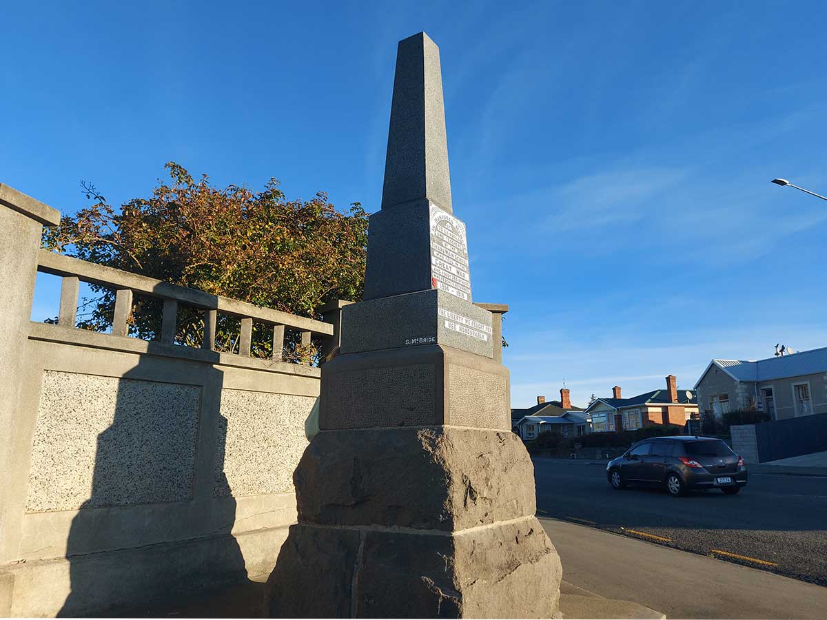 Former Timaru Main School War Memorial and Headmasters House 2026 162837 RFauth 162631
