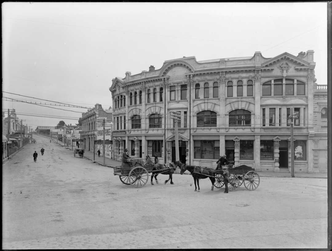cobble on Stafford Street c1940 New Zealand Government Life and Accident Insurance building Stafford St Alexander Turnbull Library 29939829